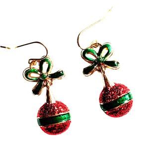 Christmas theme pierced earrings drop & dangle wires holiday ornaments red green